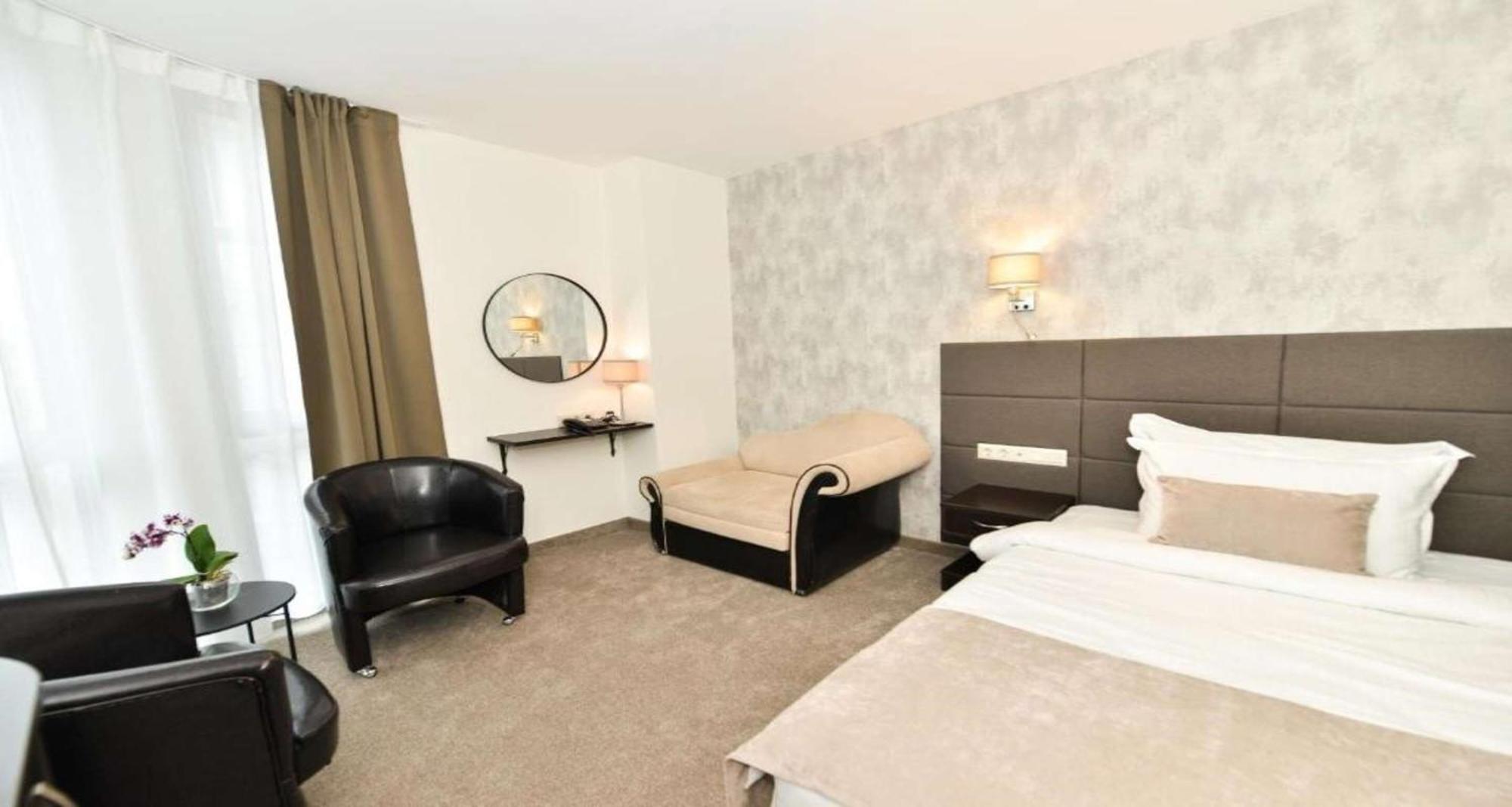 Art Plaza Hotel Sofia Bagian luar foto